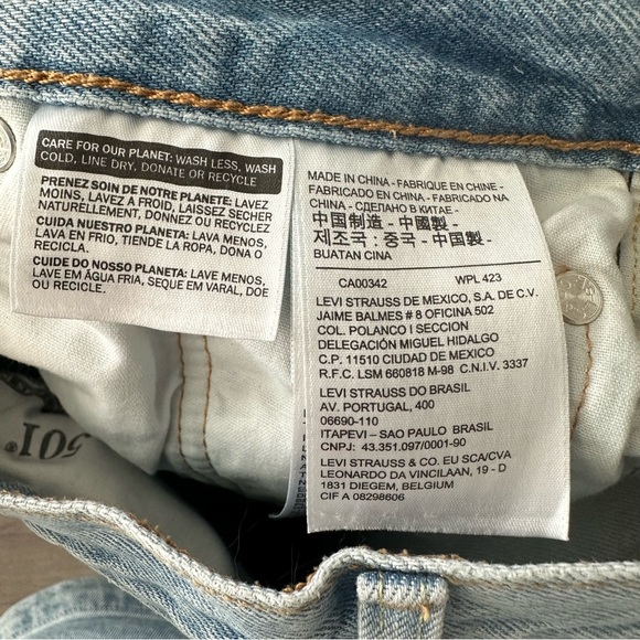 Levis 501 Mid Thigh Shorts Size 26 - Picture 5 of 5